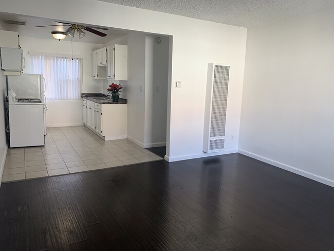 Building Photo - 1330 S Wilton Pl Unit #9 Rental