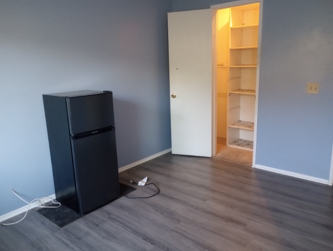 Building Photo - 202 Armstrong Dr Rental