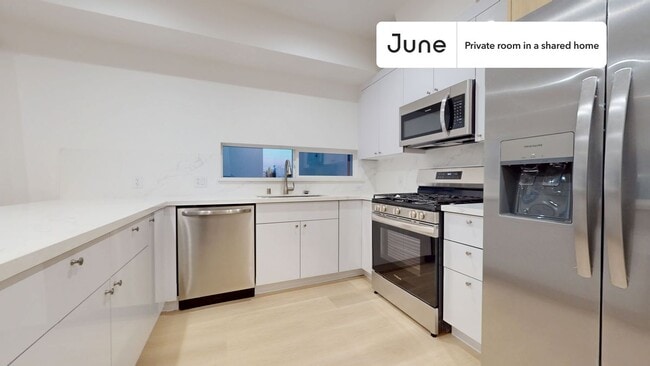 Photo - Room in Shared 5 bed/4 bath home Unit D