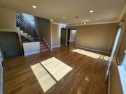 Photo - 13620 Valerio St