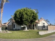Photo - 3-Bedroom Home, Large Back
La Quinta, Long-term (1 Year) Rental