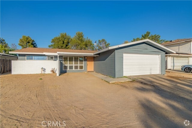 Building Photo - 14147 Arrowhead Dr Rental