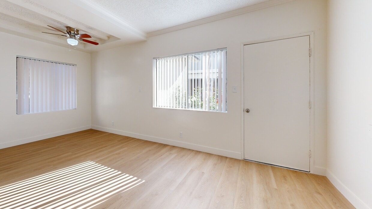 3D Tour - 6352 Cedar Street