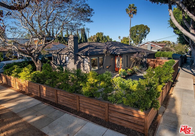 Building Photo - 2441 14th St