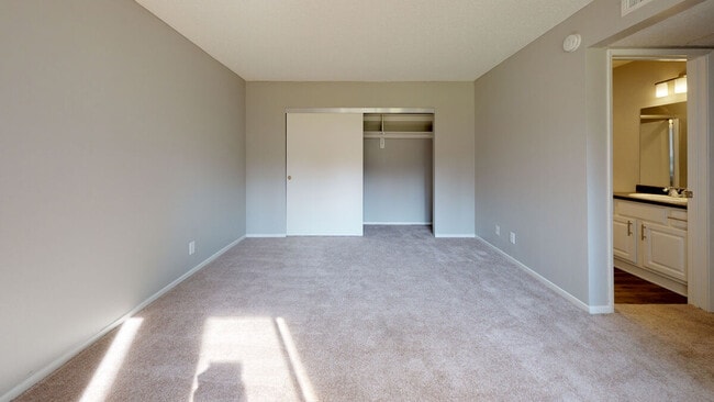 Photo - Mountain View (San Dimas)