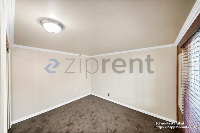 Photo - 1949 E Idahome St