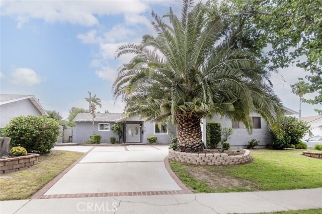 Photo - 9960 Casaba Ave House