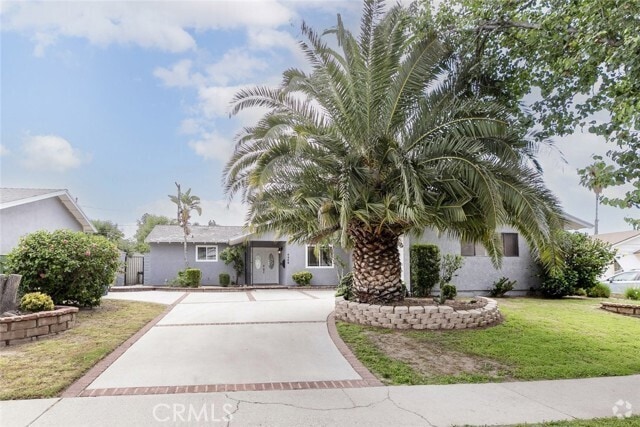 Building Photo - 9960 Casaba Ave Rental