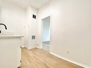 Photo - 412 S Burlington Ave Condo