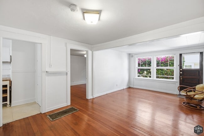 Building Photo - 2808 3rd St Unit A