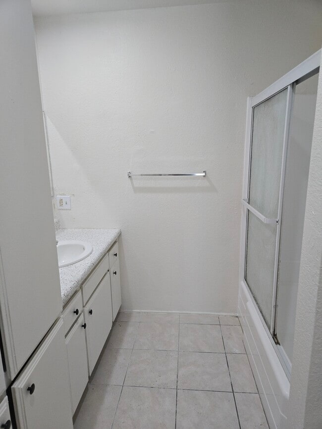 Photo - 2433 E Garvey Ave N Unit 2