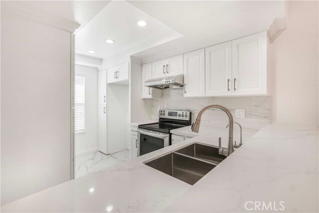 Photo - 23060 Pso De Terrado