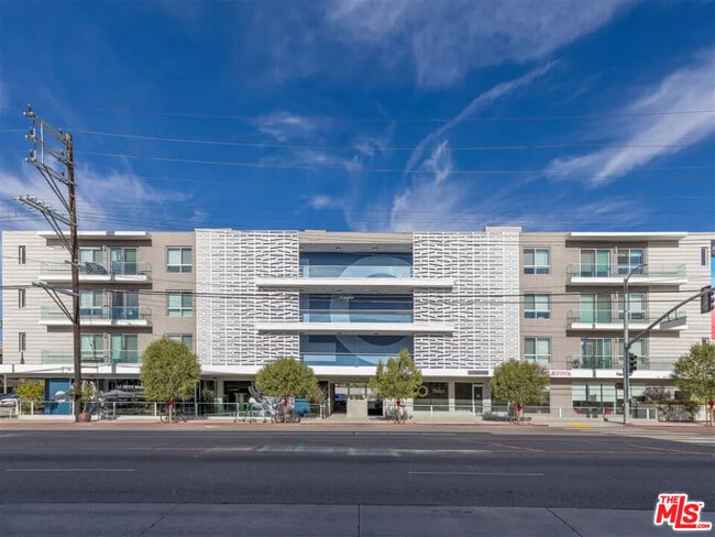 Photo - 710 N El Centro Ave Condo Unit 326