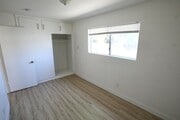 Photo - LB2527 Unit 2529 B