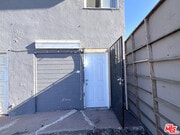 Photo - 823 E 111th Pl Unit 1/4