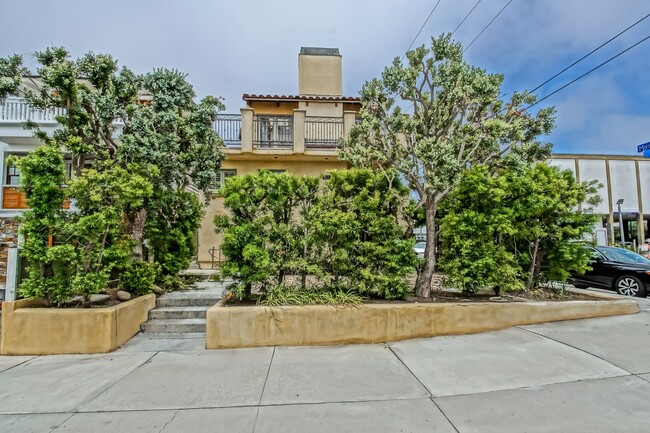 Building Photo - 333 11th St Unit 333 11th Street Rental