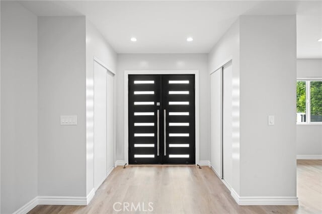 Photo - 8025 Bellingham Ave