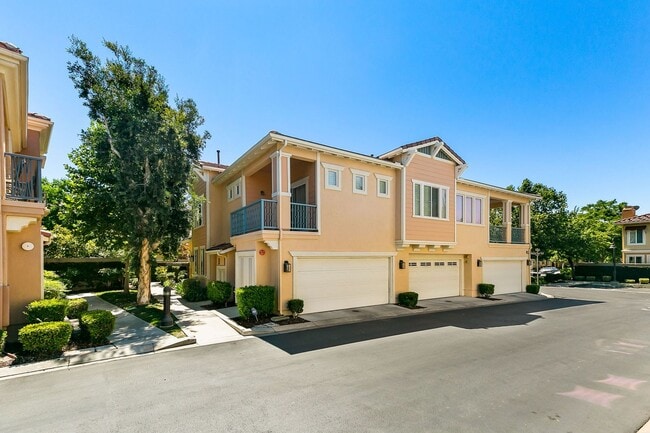 Photo - Paseo del Sol Charmer with Private Yard and Community Pool