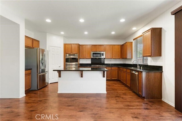 Photo - 46545 Peach Tree St