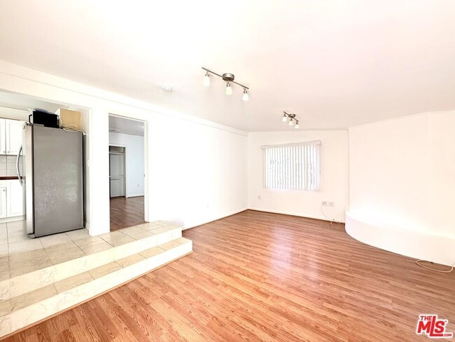 Photo - 364 N San Vicente Blvd Unit B