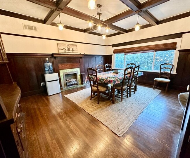 Photo - 1327 W 35th St Unit 2D