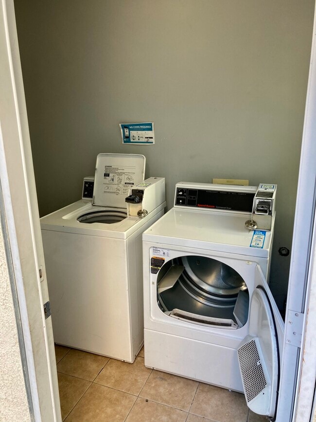 Photo - 2 Bedroom 1 Bathroom West La Mesa Apartment Unit 4369  B2