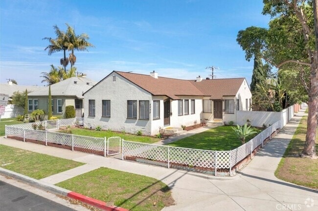Building Photo - 2200 Euclid Ave Rental