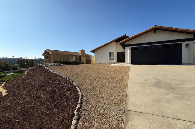 Building Photo - 7492 Margerum Ave