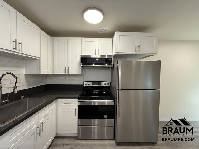 Photo - 5611 Fulcher Ave Unit 3