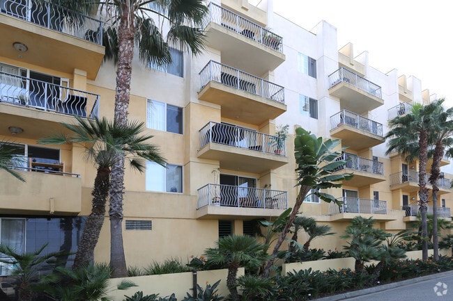 Photo - Riviera Collection