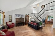 Photo - 907 Sagebrush Pl