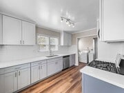 Photo - 2332 Westwood St