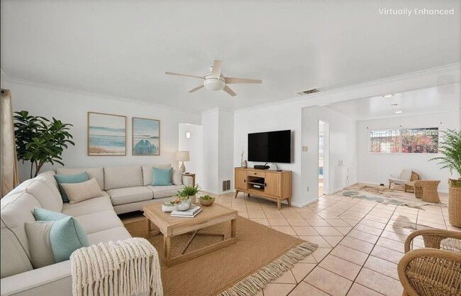 Photo - 3813 Birch St Unit 3813