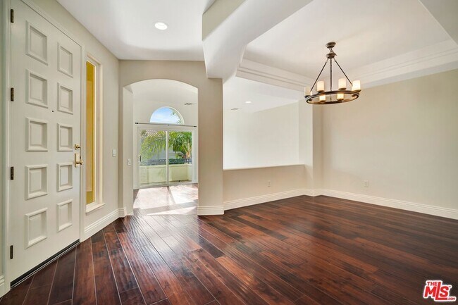 Photo - 6463 Zuma View Pl Unit 166