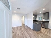 Photo - 904 S Kenmore St House