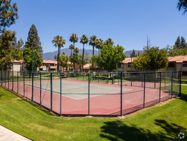 Tennis Court - Castlepark