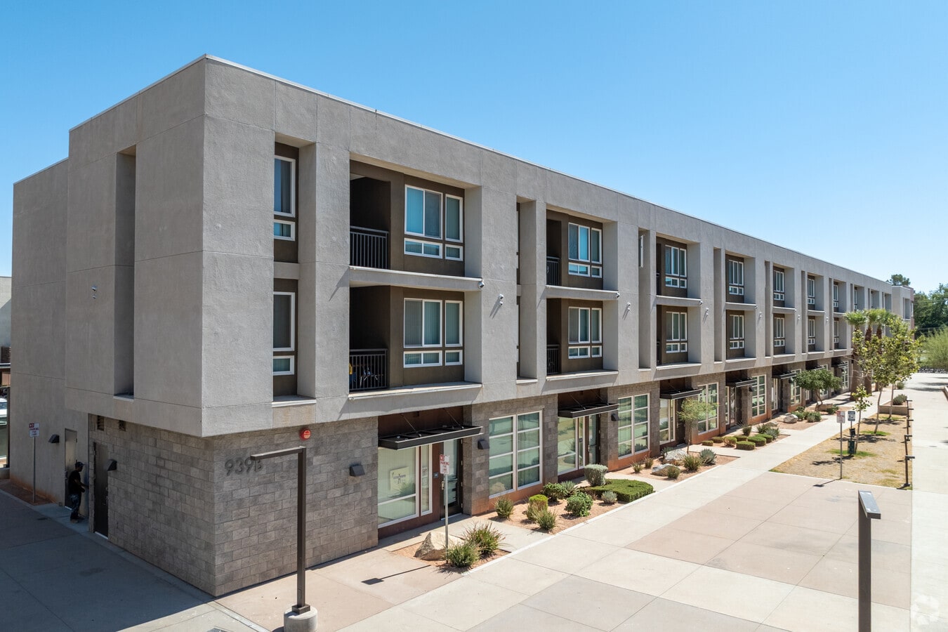 Primary - Courson Arts Colony - East