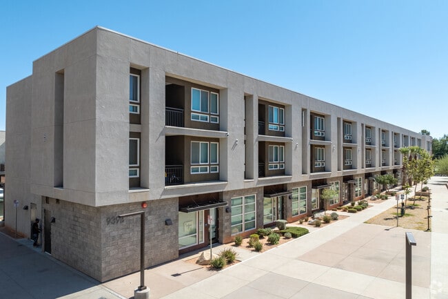 Primary - Courson Arts Colony - East