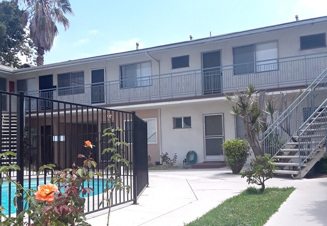 Photo - 803 Java Ave Inglewood, CA 90301 Apartments
