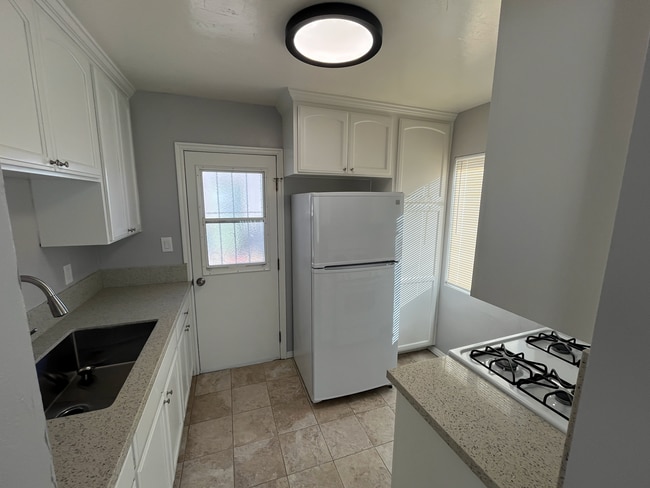 Building Photo - 3563 College Ave Unit 3563