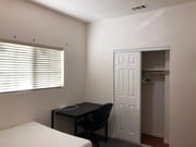 Photo - 1259 W 35th St