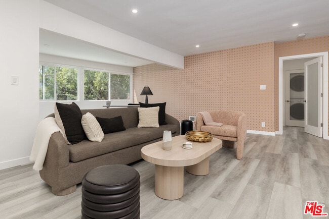 Photo - 8911 Cynthia St Unit #10