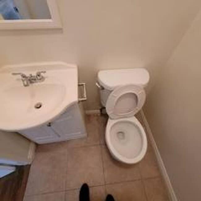 Photo - 25218 Loytan St Unit B