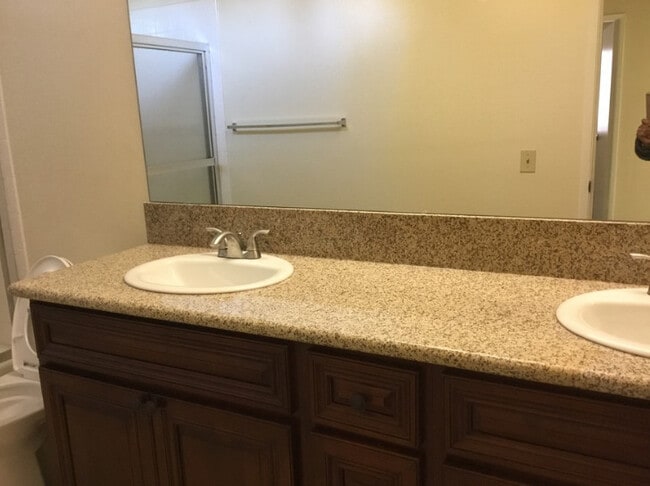 Photo - 20234 Blythe St