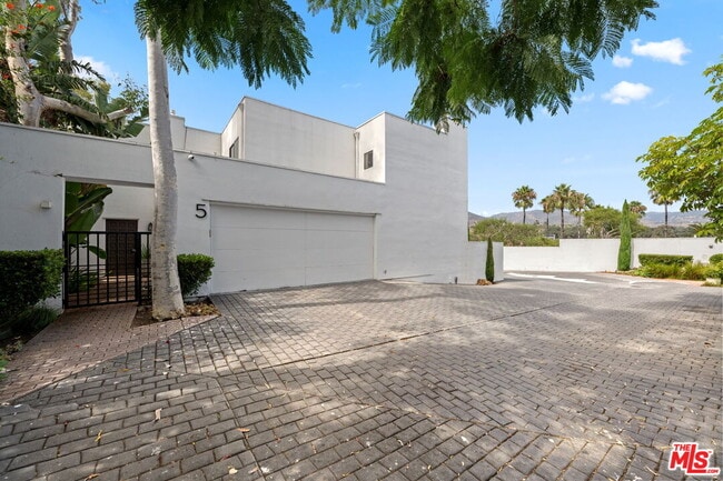 Photo - 29221 Heathercliff Rd Condo Unit 5