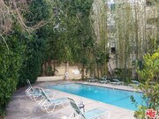 Photo - 570 N Rossmore Ave House