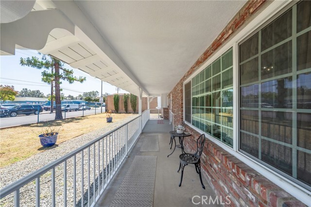 Photo - 1345 S Jellick Ave