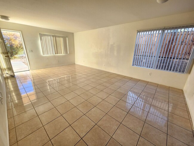 Photo - 71512 Sunflower Dr