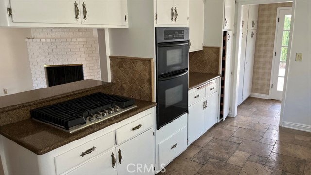 Photo - 527 Rosemarie Dr