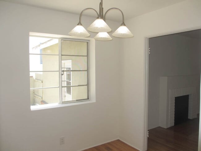 Dining room - 3244 Selby Ave